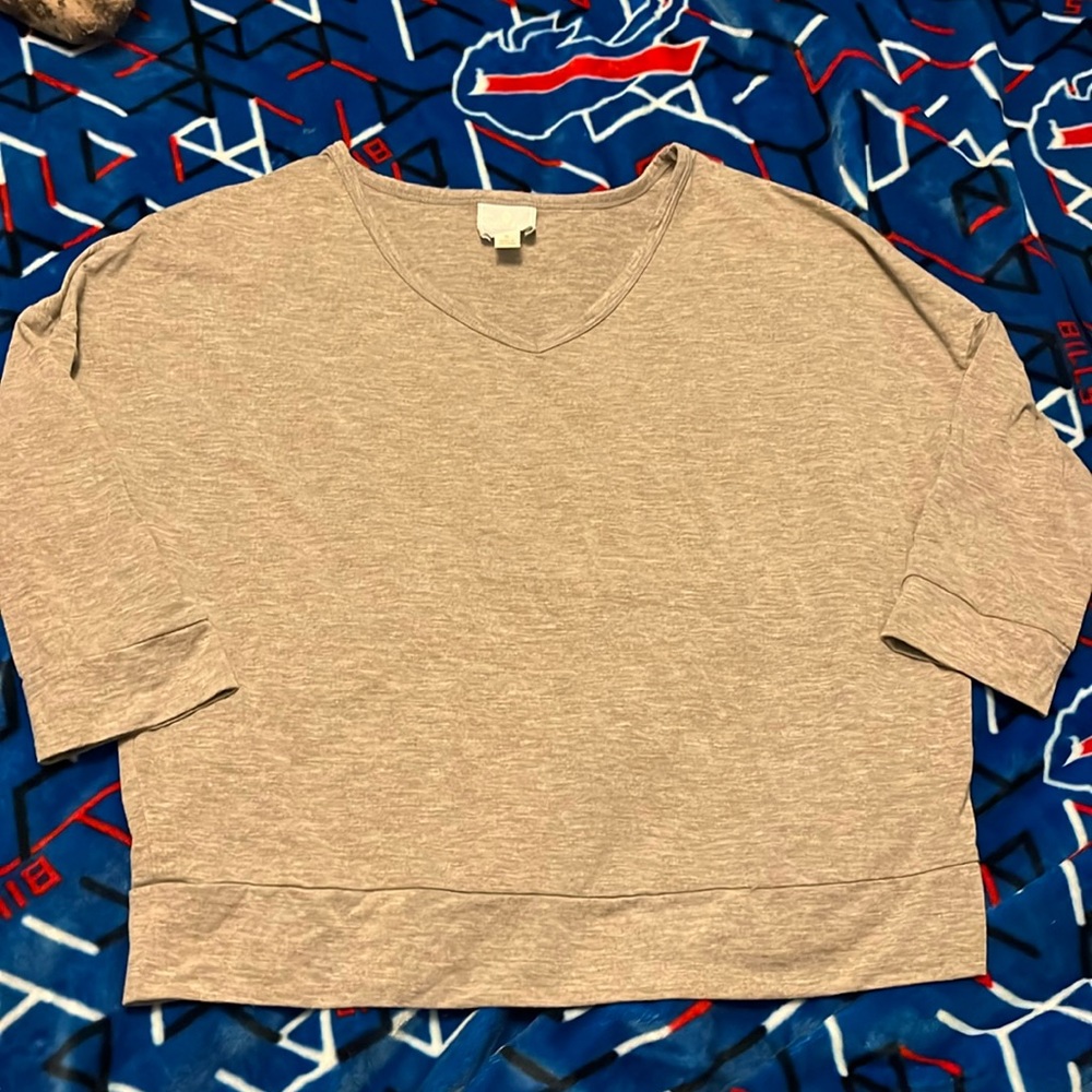 Women’s gray SUNDAY 3/4 sleeve shirt